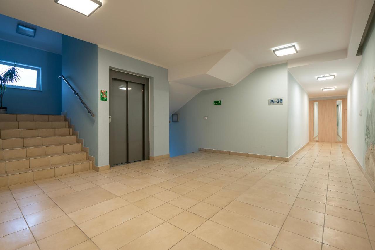 24 Apart Kosakowo Exteriör bild
